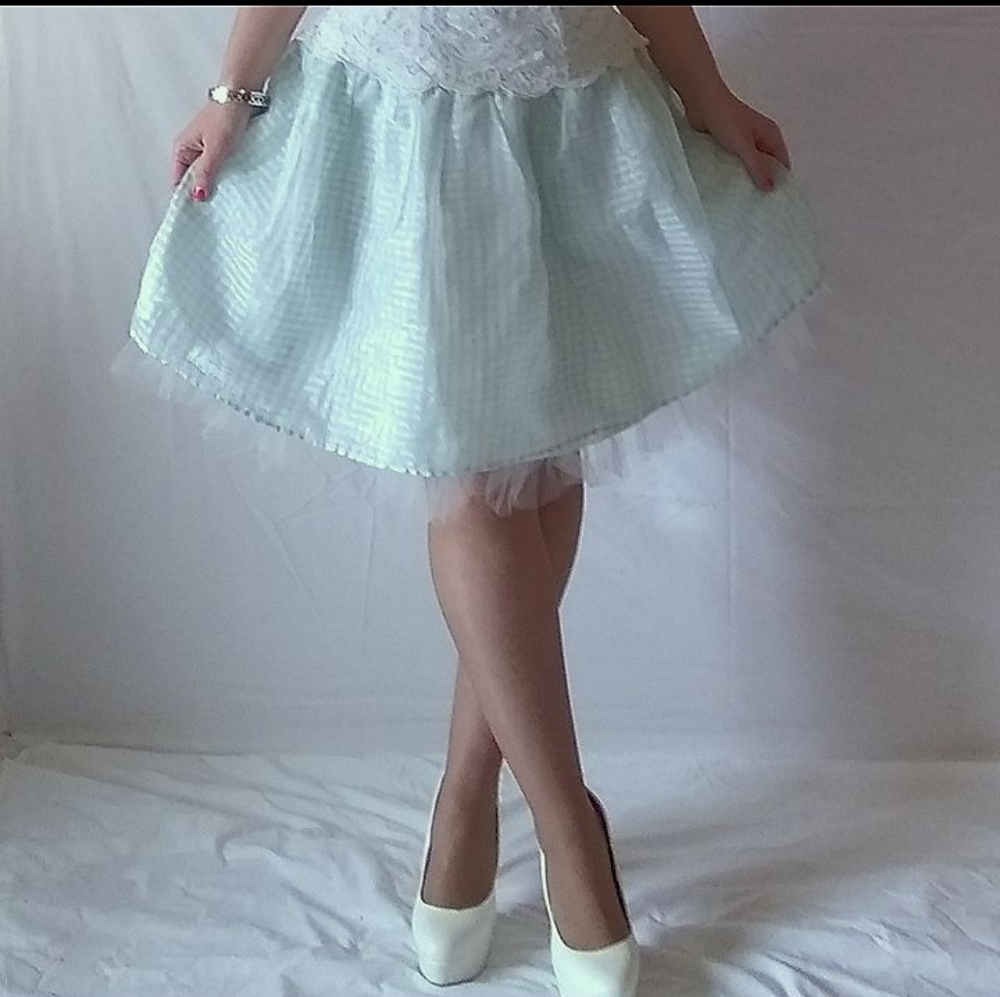 Formal mint princess dress - Picture 4 of 8